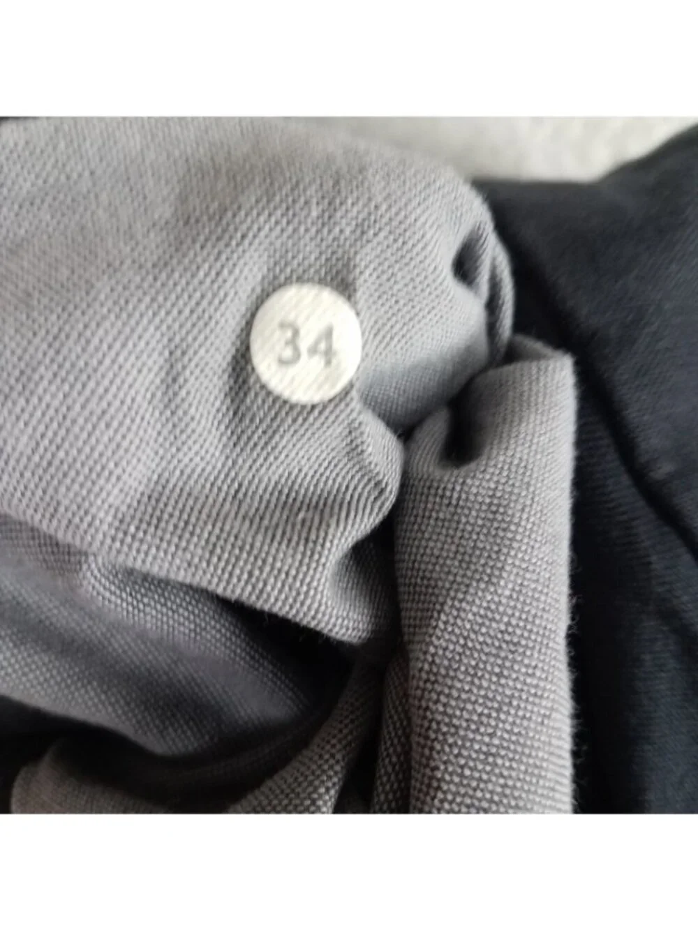 Lululemon Chino Shorts Adult 34 Black 10